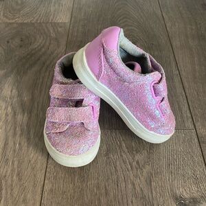 Cat and Jack Girls Toddler 6 Glitter Sneakers